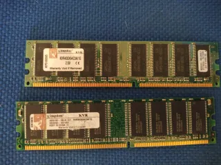 Memoria RAM Kingston 1GB DDR (2)