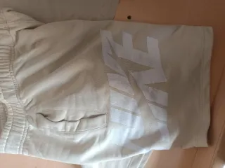 Conjunto Nike Hombre Beige