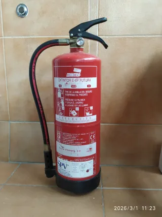 Extintor COINTRA E-6P FUTURA con manómetro