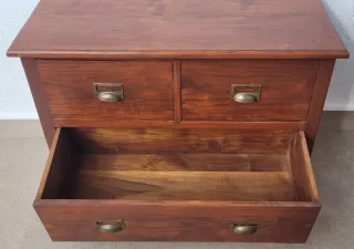 Mueble rústico de madera