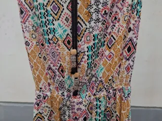 Vestido estampado étnico T 36. Medidas en descripc