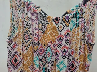 Vestido estampado étnico T 36. Medidas en descripc