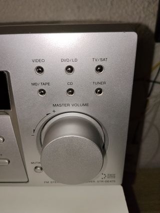 Amplificador y Radio Sony Plata