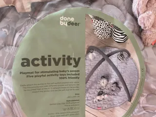 Gimnasio de Actividades Done by Deer