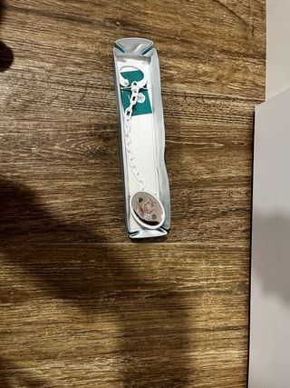 Chupetero plateado personalizado Mía