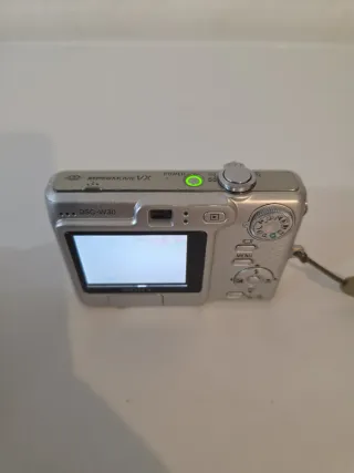 Cámara Sony Cyber-shot DSC-W30