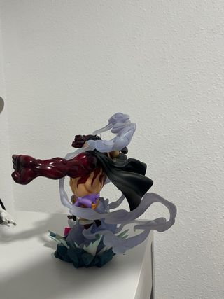 Figura Luffy Gear 4 One Piece