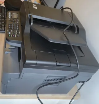 Stampante laser multifunzione Brother