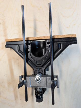 Fresadora DeWalt DW621 1100W