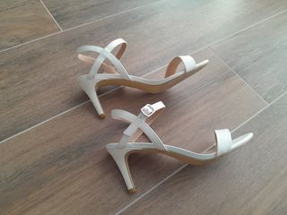 Sandalias blancas New Look Tacon Mujer Talla 39