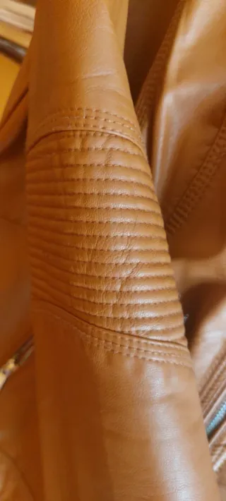 Cazadora polipiel camel