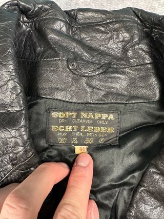 Blazer de cuero negro mujer