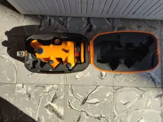 Teodolito TECOGON con trípode