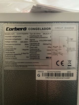 Congelador Corberó CCVH17023NFW