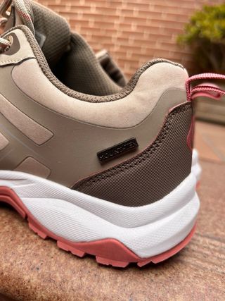 Calzado de montaña mujer