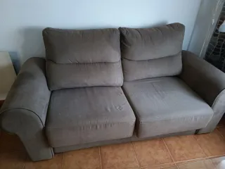 Mesa cristal con pie de piedra