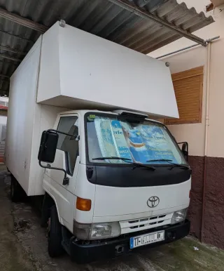 Toyota Dyna L 1996