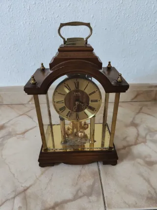 Reloj de sobremesa Kundo