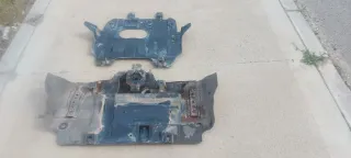 Cubrecarter metalico Toyota Land Cruiser 120 prado