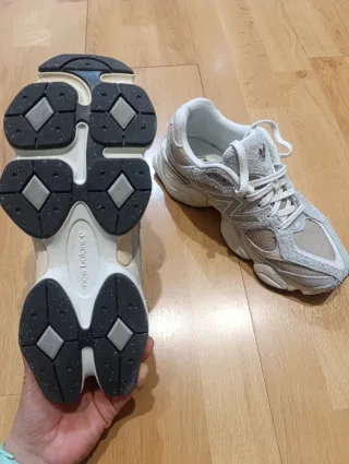 New Balance 9060 Beige Gris