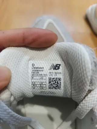 New Balance 9060 Beige Gris