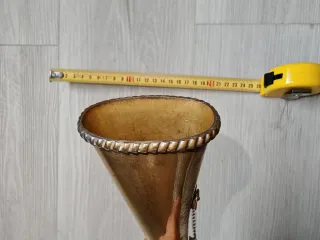 Corno da caccia antico in ottone