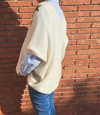 Jersey beige con estrellas