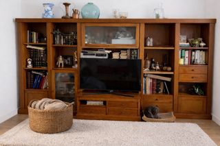 Mueble de salón de madera maciza – gran capacidad