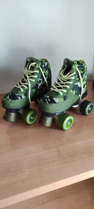Patines infantiles camuflaje
