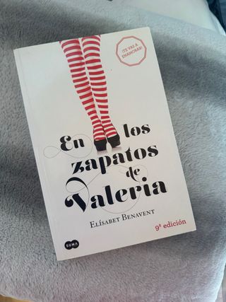 En los zapatos de Valeria - Elísabet Benavent