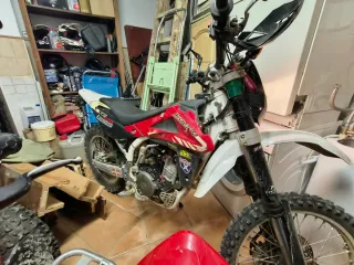 Husqvarna TE 250 Enduro Roja/Blanca