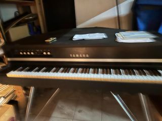 Piano Yamaha CP 80 Eléctrico Acústico