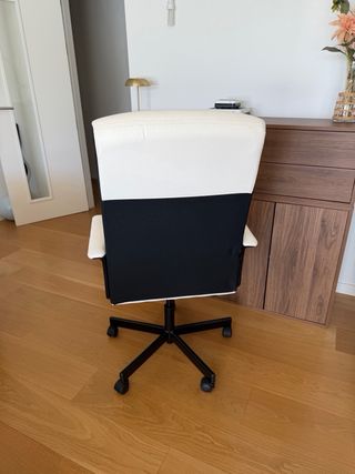 Silla giratoria Ikea Millberget blanca