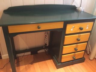 Mesa escritorio de estudio