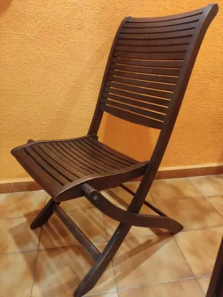 Silla de madera plegable