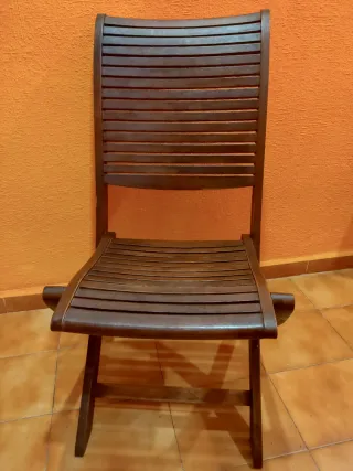 Silla de madera plegable