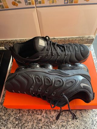 Nike Air VaporMax Plus Negras Talla