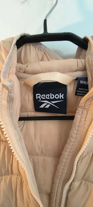 Chaqueta acolchada Reebok beige Talla M