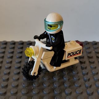 minifigure lego polziotto con moto vintage