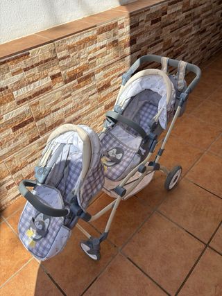 Carrito gemelar de juguete multiposición
