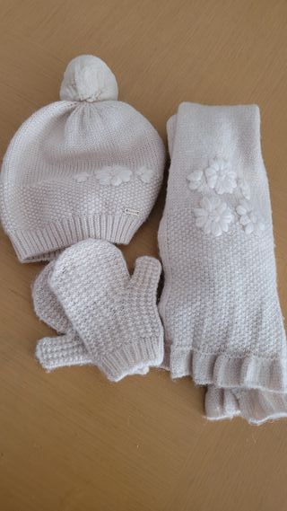 Conjunto Mayoral gorro y guantes invierno 2 años