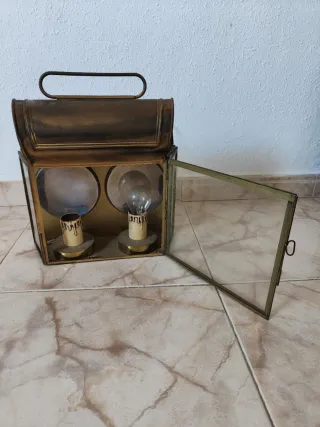 Farol antiguo de latón