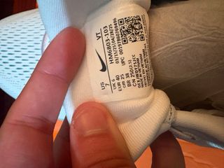 Nike Vomero 18 Tênis Corrida Azul e Branco