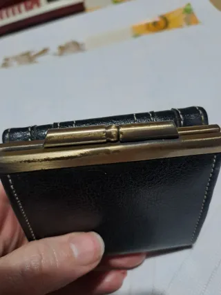 Portamonete e porta carte in pelle Guang Tong