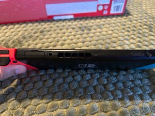 Nintendo Switch V1 XAJ40056 + 7 Juegos Zelda/Pkmn