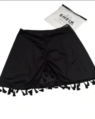 Gonnellina copricostume SHEIN nera