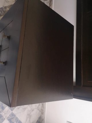 Cómoda y 2 mesitas de noche de madera de cedro
