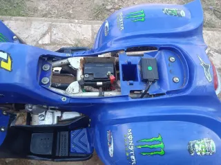 Quad infantil azul todoterreno