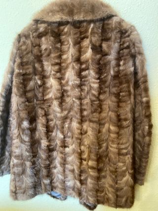 Chaquetón de piel marrón