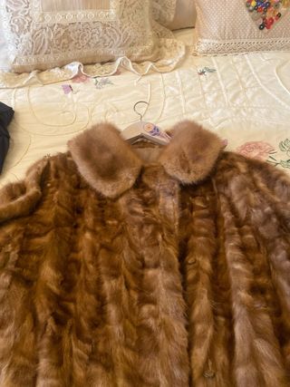 Chaquetón de piel marrón